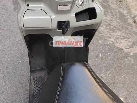 Xe máy điện Yadea Velax H Xám 90km/sạc