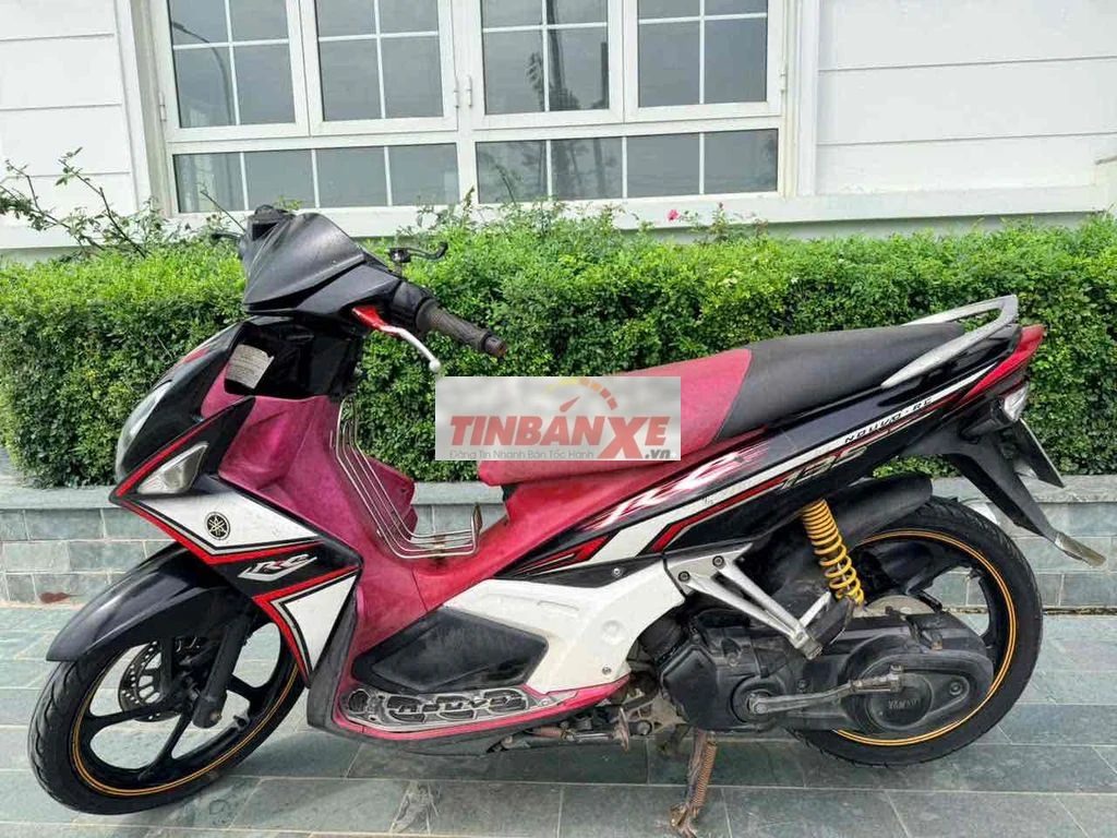 Yamaha Novo LX Đen, Đỏ, Trắng