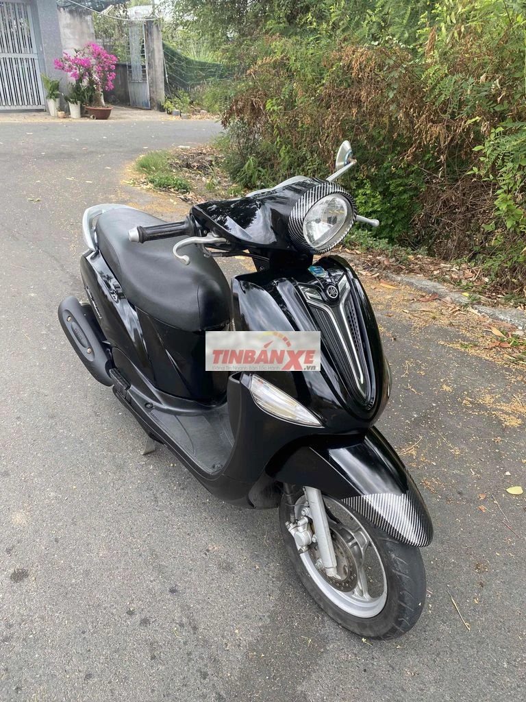 Yamaha Nozza fi màu Đen