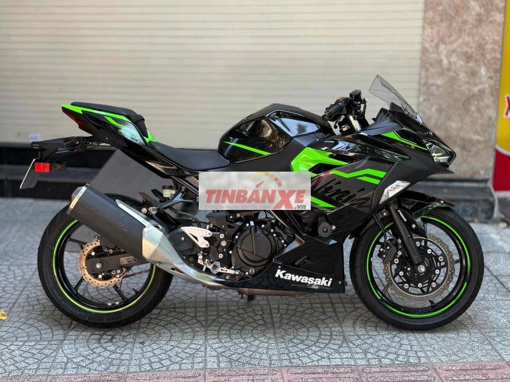 Kawasaki Ninja 400 2020 chuẩn zin 10.000km