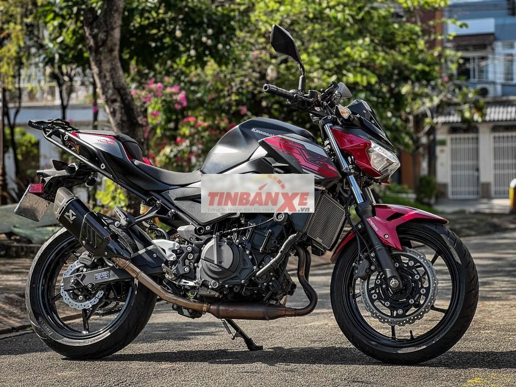 Kawasaki Z400 2022 Đỏ, Đen 3.700km, có giao lưu xe