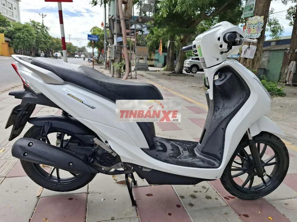 Xe tay ga Kymco Candy Hermosa 2023 Trắng