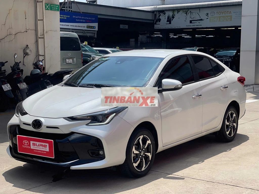 5 chỗ, tự động. Vios 1.5g CVT 2024 - có bank