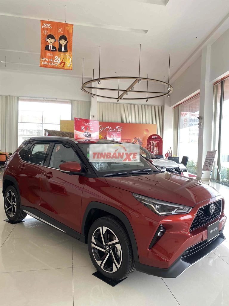 Yaris Cross 2026 máy xăng - giao ngay cam nóc đen