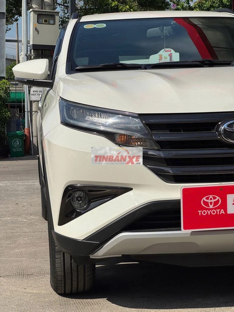 Toyota Rush 1.5AT 2020 Trắng 7 chỗ 100.000 km