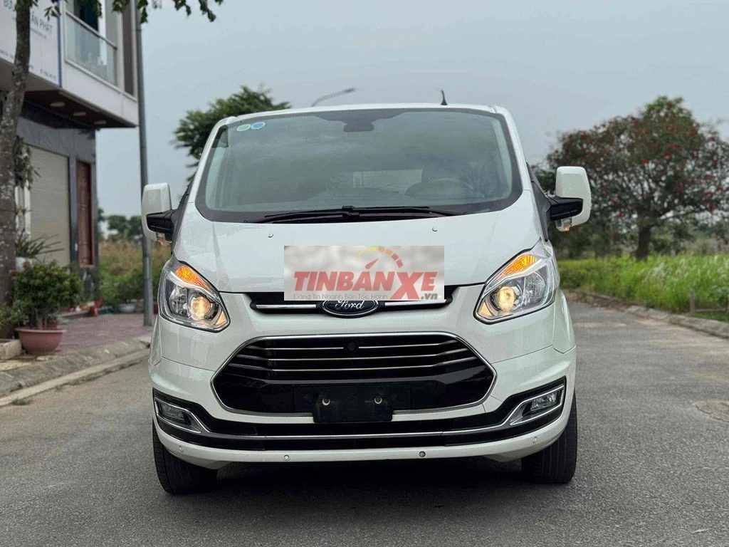 Ford Tourneo 2020 titanium 8,4v