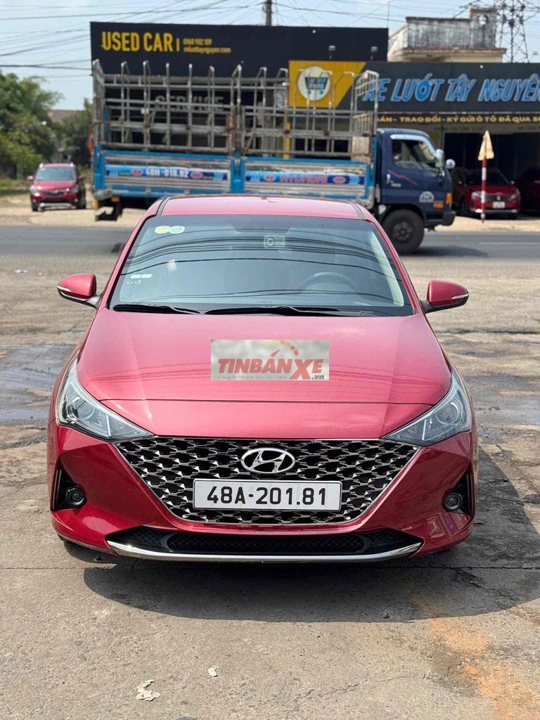 Hyundai Accent 2021 AT - 50.000km
