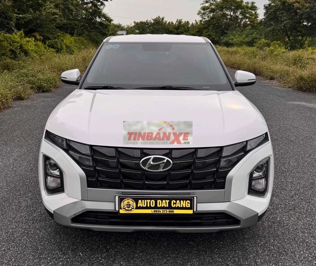 Hyundai Creta Tiêu Chuẩn 2023 Trắng 41000 km