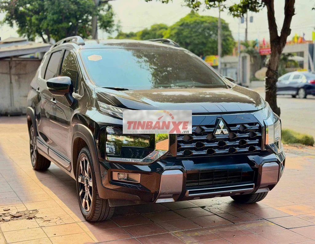 Mitsubishi Xpander Cross 2025 1.5L AT Đen 5.926 km