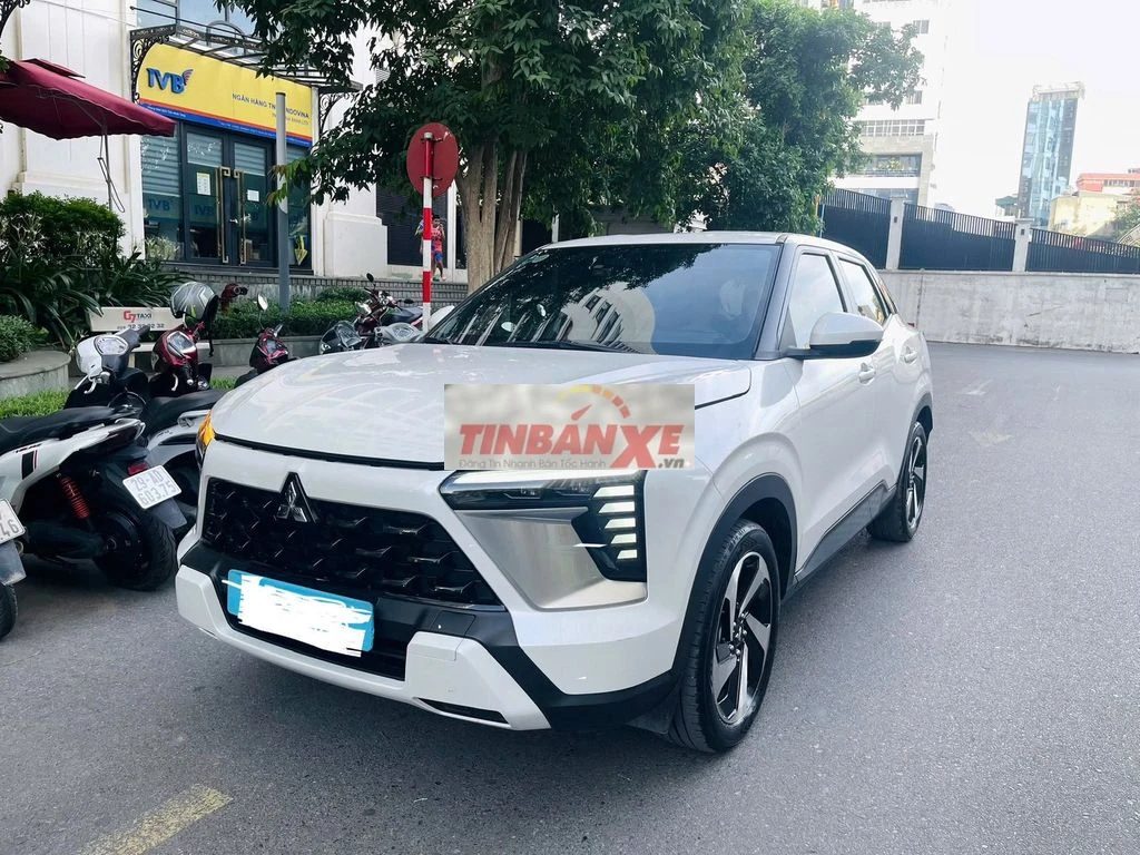 Mitsubishi Xforce Pre 2024 Trắng 11900km