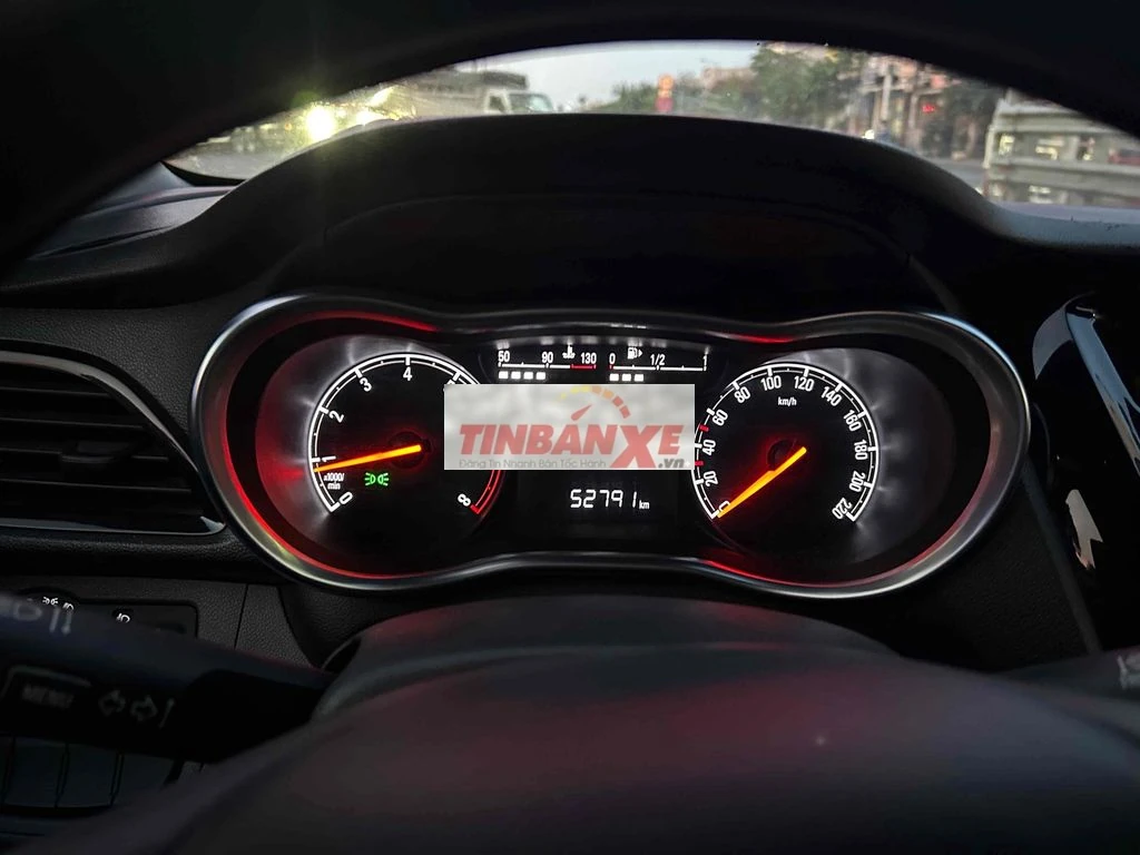 VinFast Fadil Base 2020 53000 km Xám