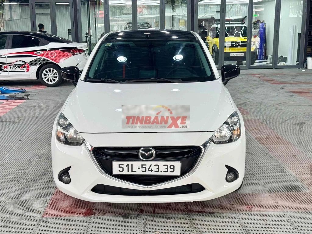 Mazda 2 Sedan 2015 Số tự động Trắng