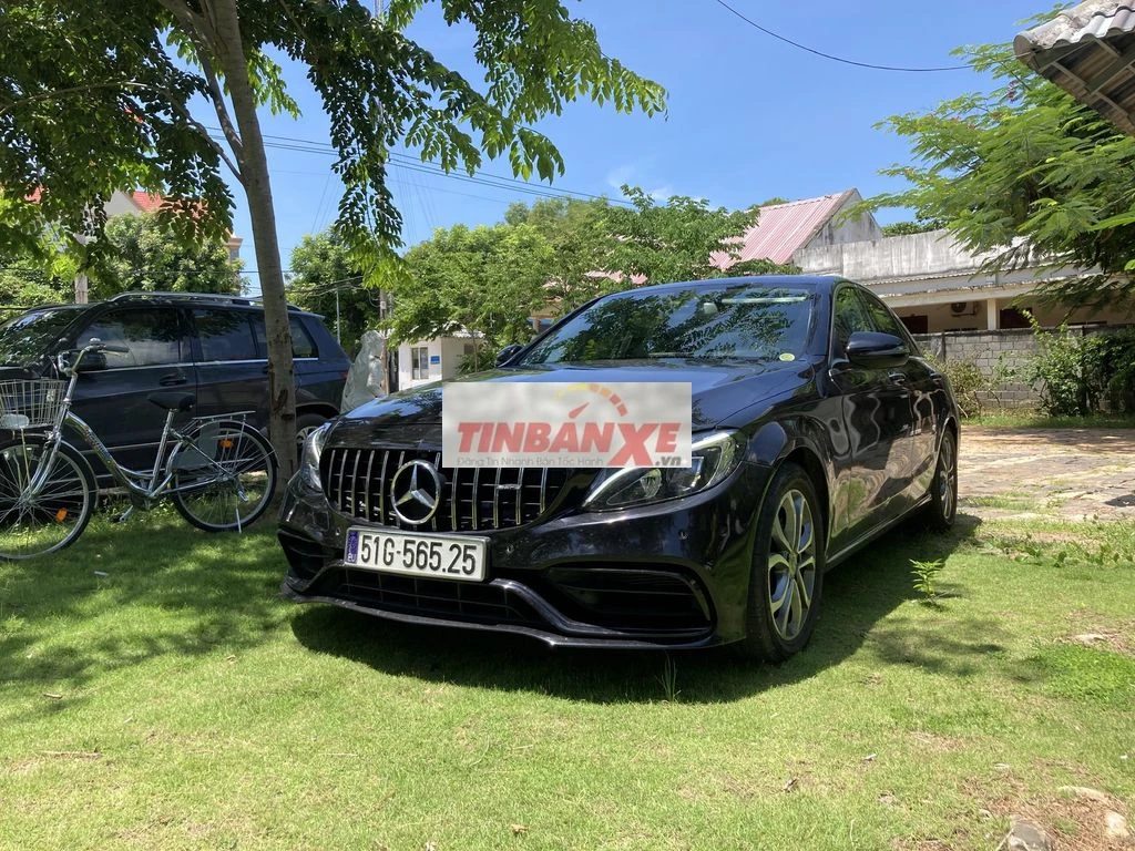Mercedes-Benz C200 2018 68.000 km Đen Tự động