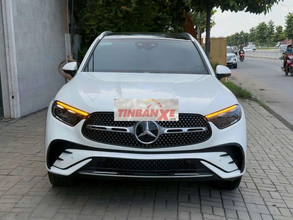 Mercedes-Benz GLC 300 4MATIC All New 2023 cực đẹp