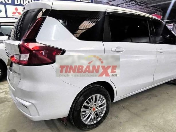 Suzuki Ertiga Số sàn 230.000 Km Trắng