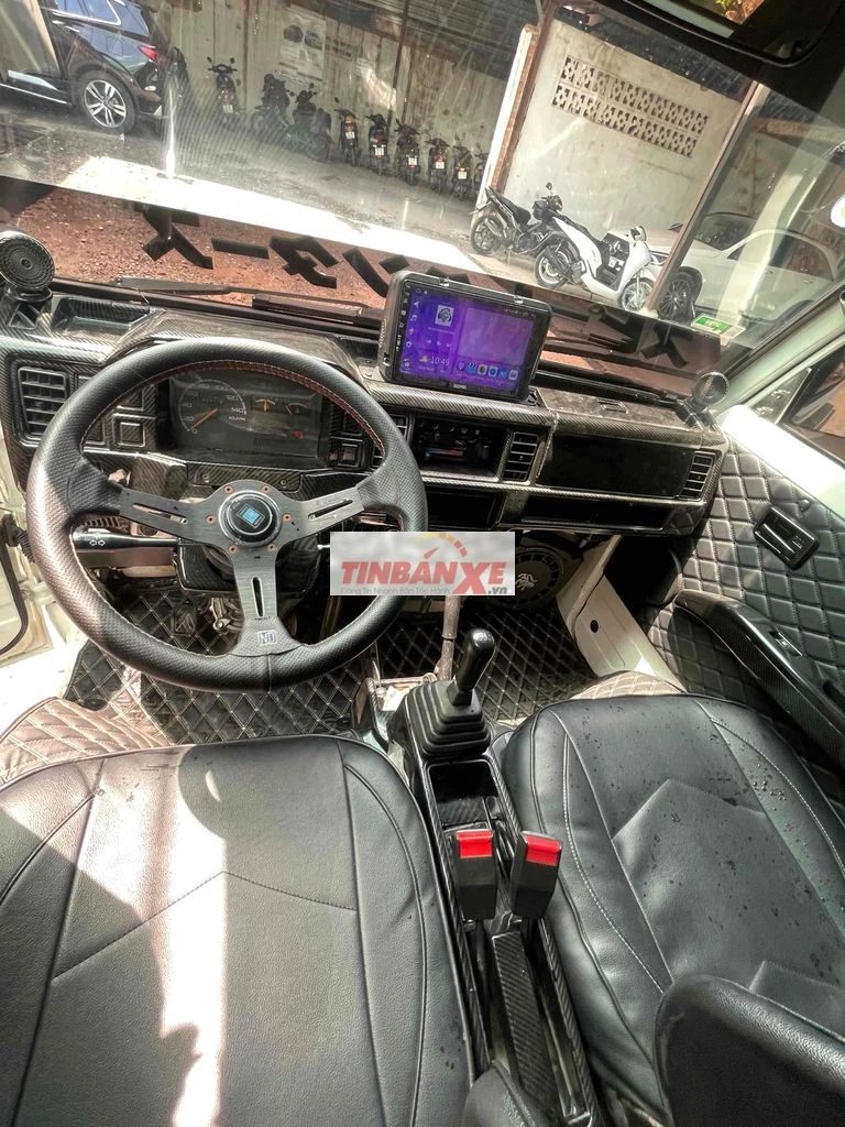 Suzuki Carry Van 8 chỗ Trắng 90.000 km