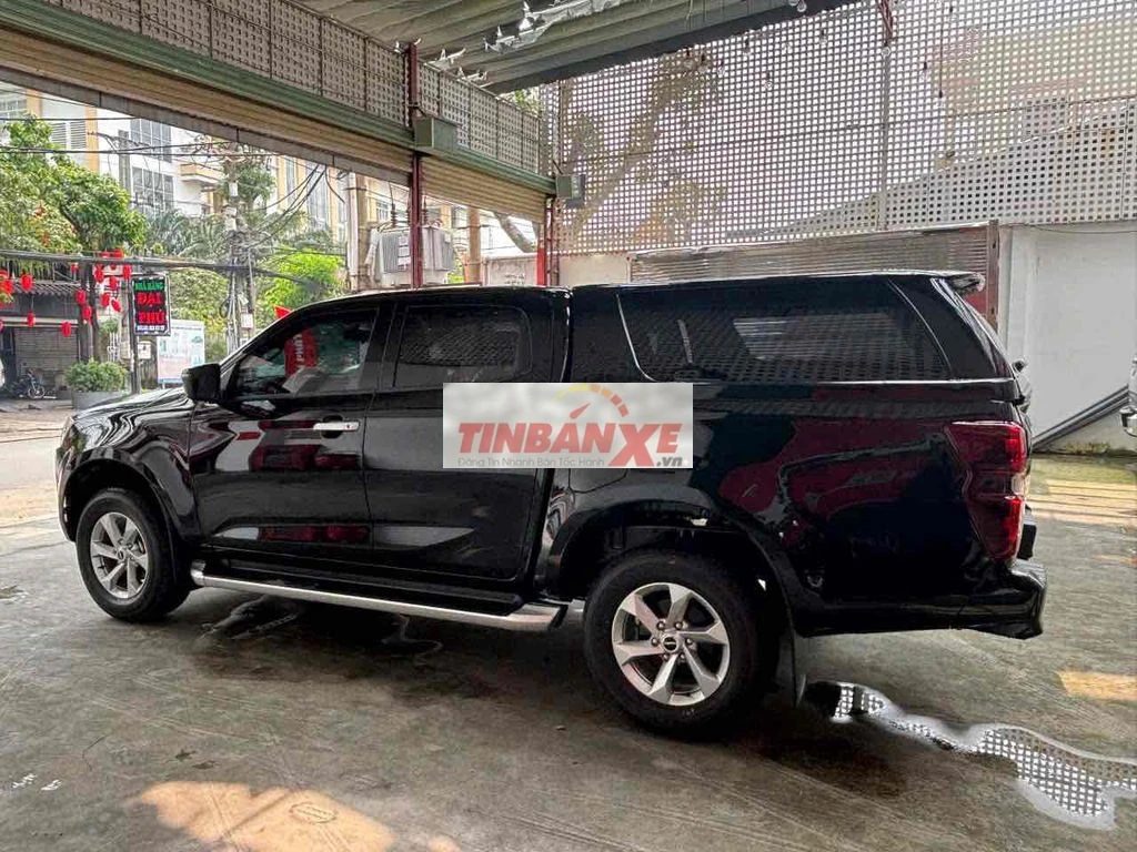 Isuzu D-Max Prestige AT 2025 mới 100%