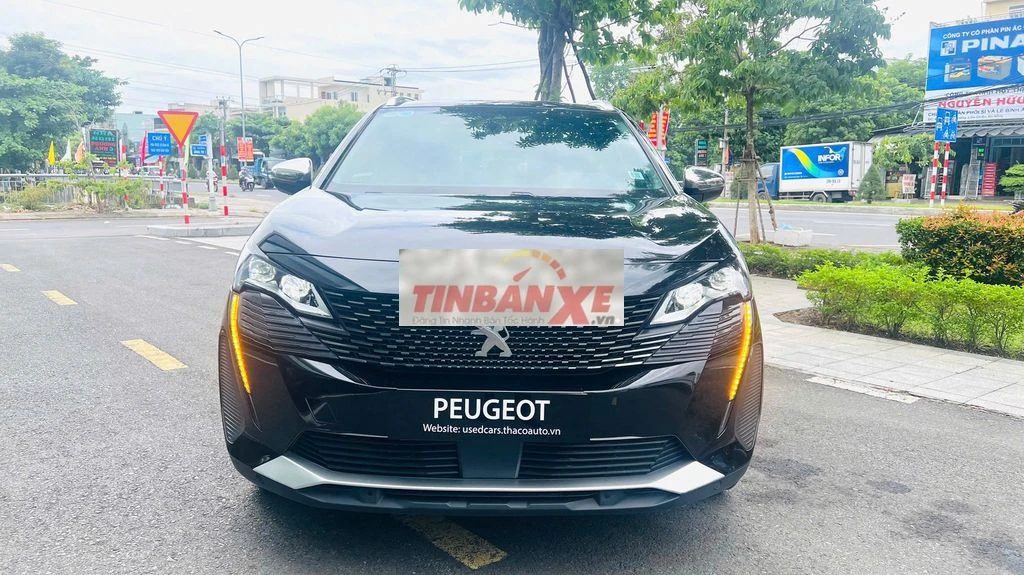 Peugeot 5008 1.6 Premium 2022 Đen 20.000 Km