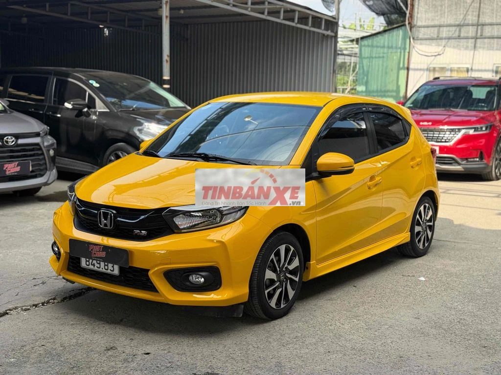 Honda Brio RS 2021 đi 29.000 km một chủ không lỗi