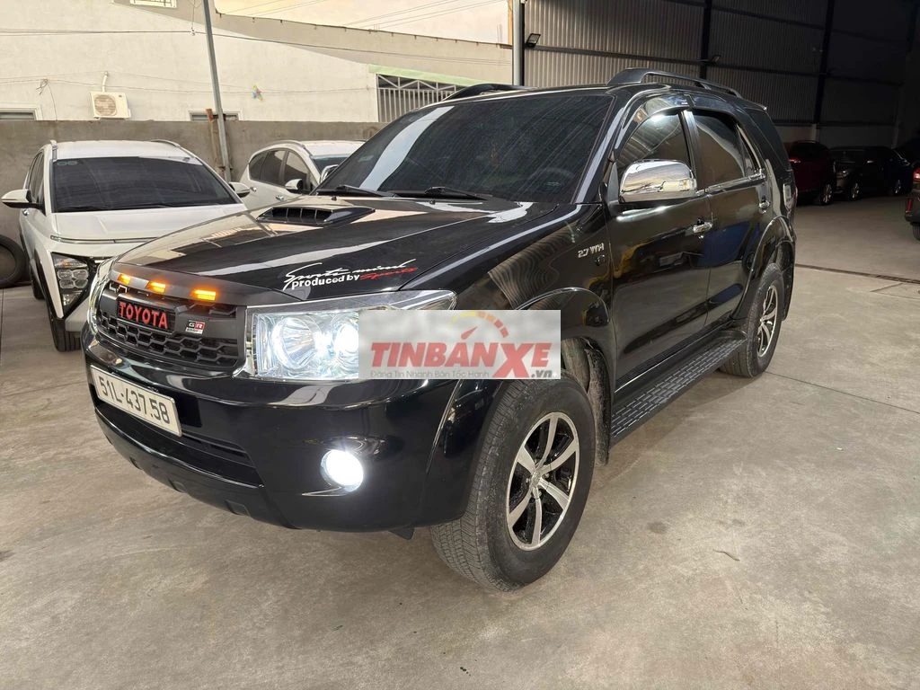 Toyota Fortuner 2010 4x4 AT Đen full đồ chơi
