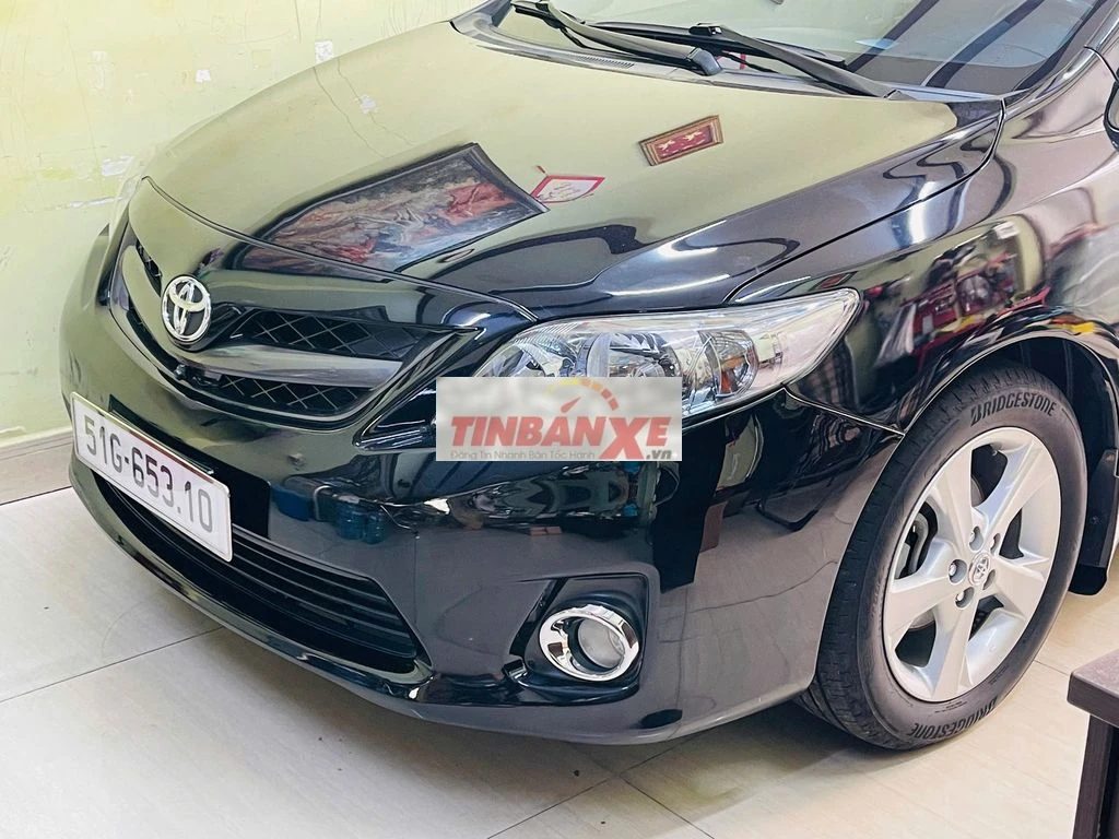 Corolla Altis 2.0V 2013 đẹp và chất.