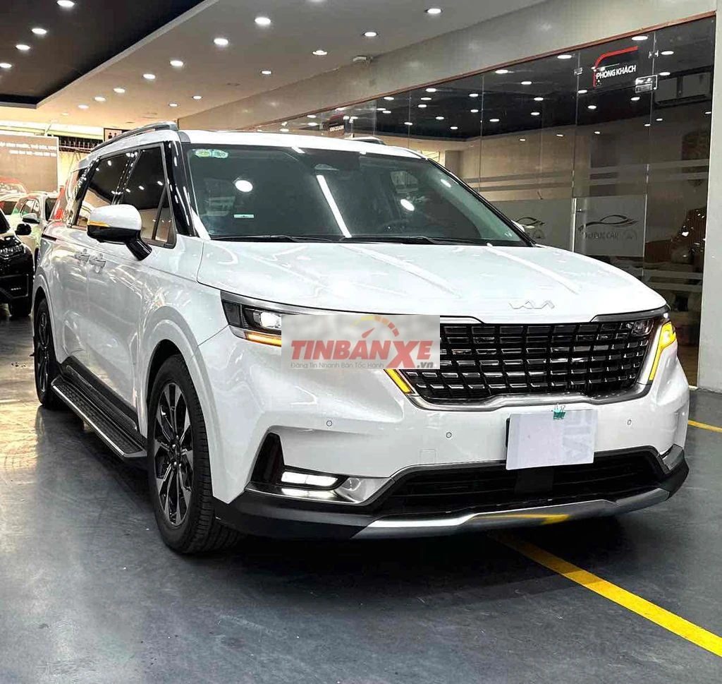 Kia Carnival Signature 2022 Trắng 61000 km