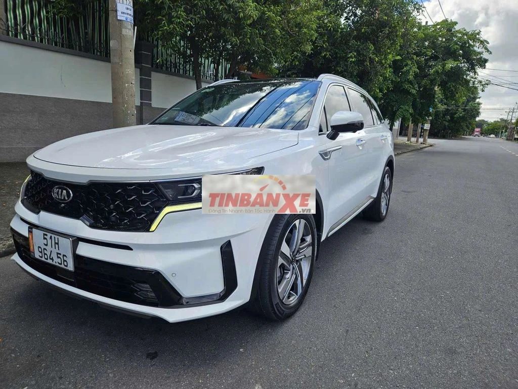 Kia Sorento Signature 2021 88.000 km Trắng