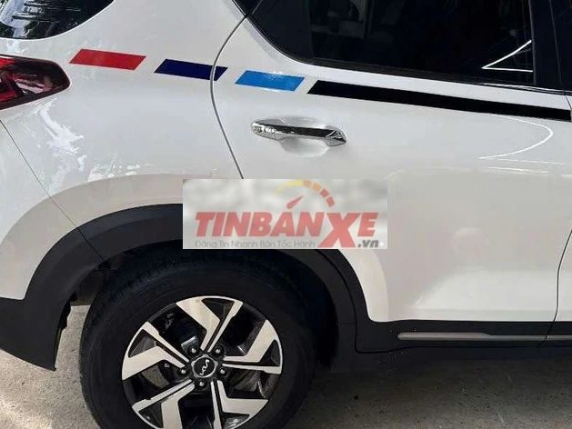Kia Sonet Luxury 2024 Trắng 14.000 km. chán bán