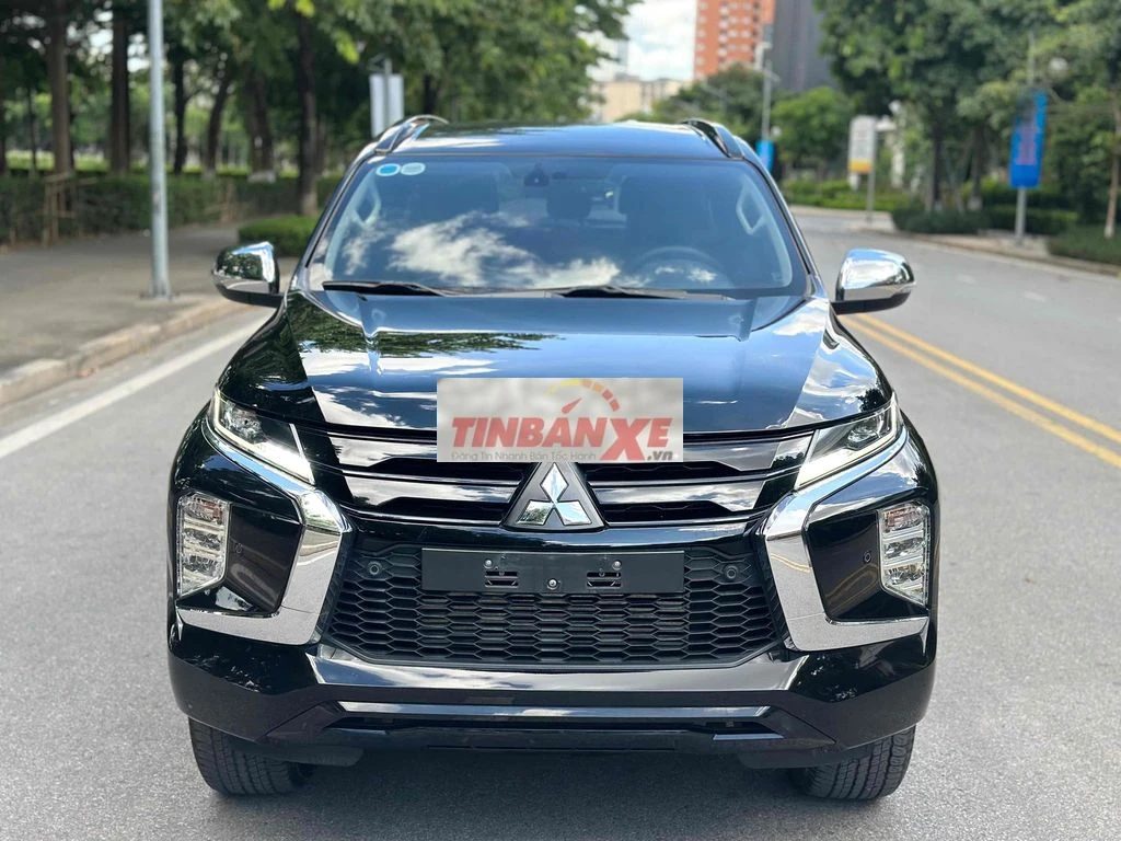 Mitsubishi Pajero Sport 2023 2.4D AT Đen 35000Km
