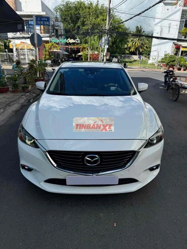 Mazda 6 Premium 2.0 2018 110000 km Trắng