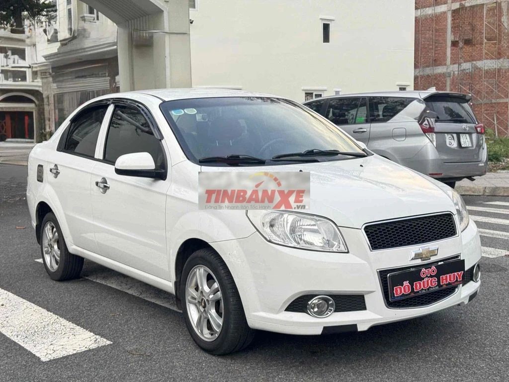 Chevrolet AVEO 2018 Trắng Số sàn 158t rẻ dễ dùng