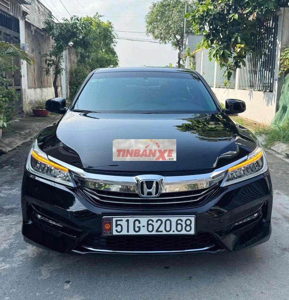 Honda Accord 2018 Đen Tự động 79000 km