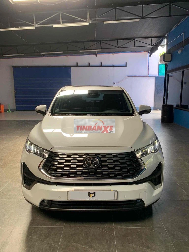 Toyota Innova Cross Hybrid 2025 Trắng 20000 km