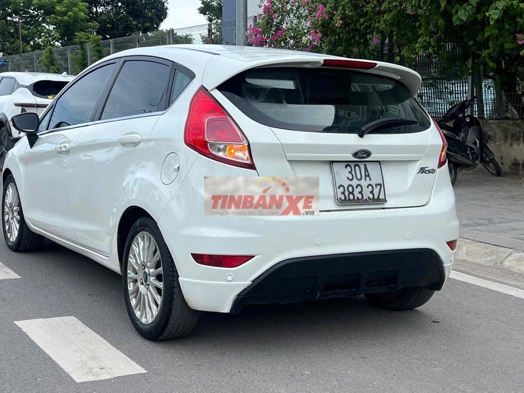 Ford Fiesta 1.0 Ecoboost 2015 Trắng 72.000km