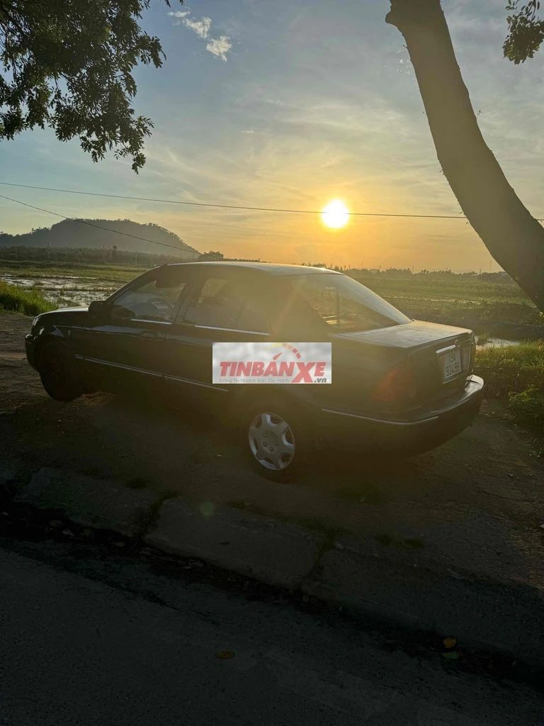 Ford Laser LX 1.6L Xanh Xe cơ quan