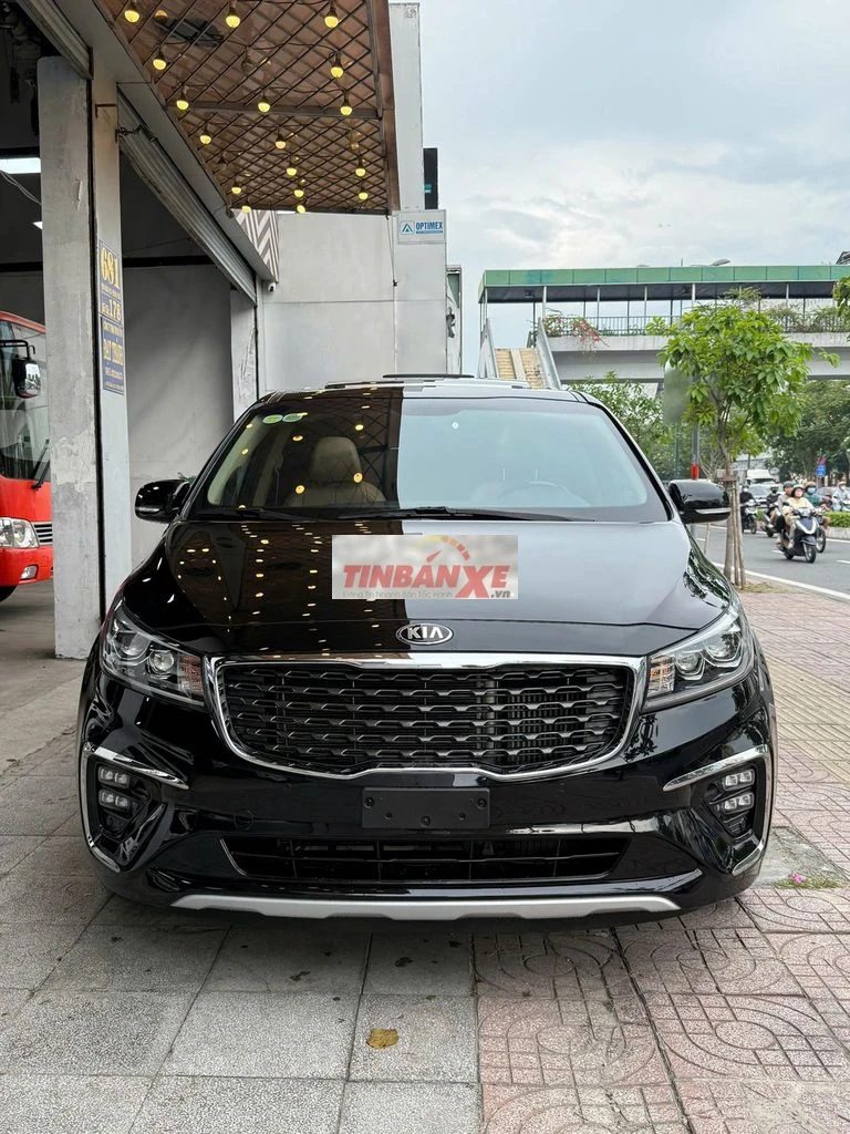 Kia Sedona 2.2 fl dath 2021 đen - 59164 km