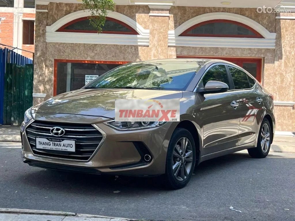 Hyundai Elantra 1.6 AT 2016 Nâu 127.000 km