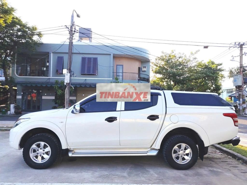 Chính chủ bán xe bán tải Mitsubishi Triton 2017