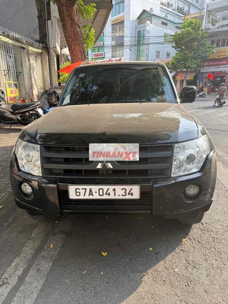 Mitsubishi Pajero 2010 Đen