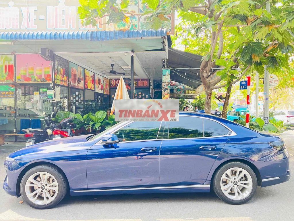 VinFast Lux A2.0 plus Turbo 2020 Xanh Việt Nam