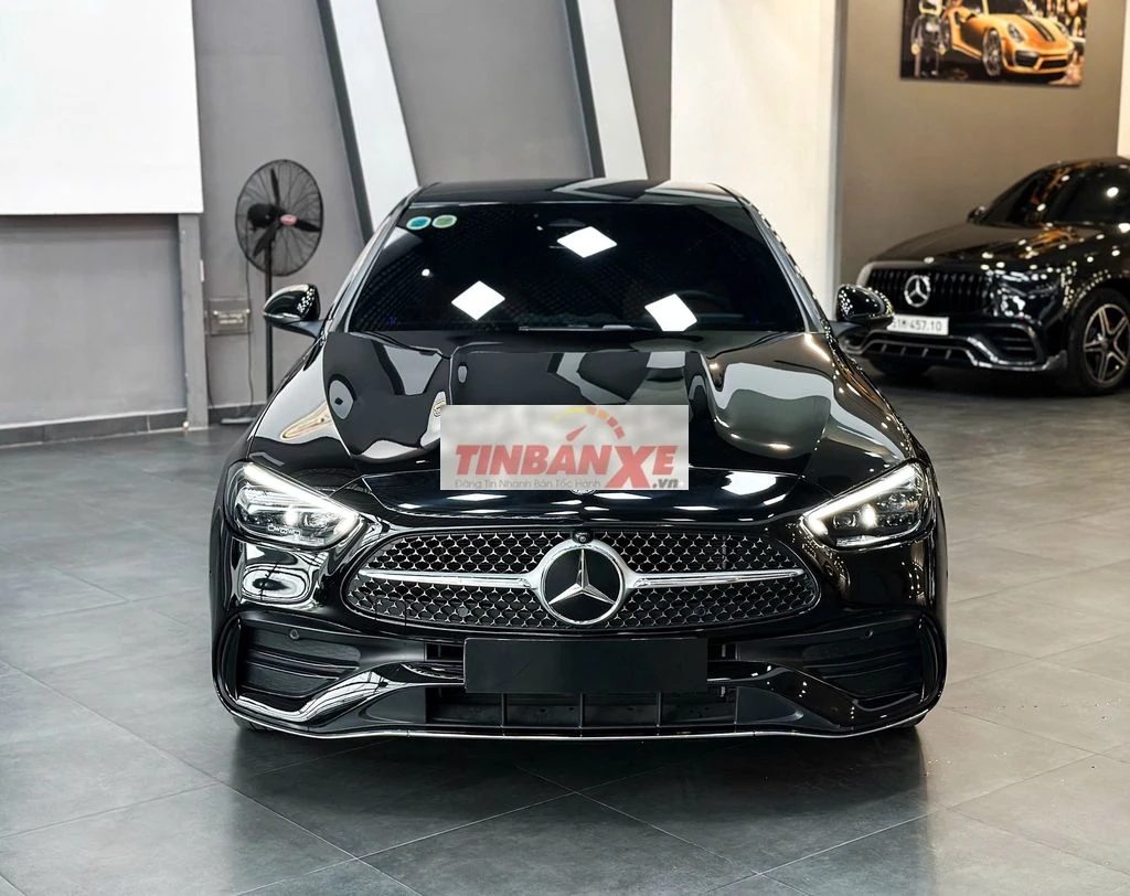 Mercedes C300 AMG 2022 Đen 29.000km