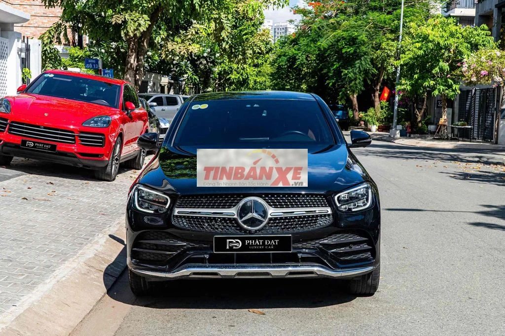 Mercedes-Benz GLC300 Coupe 2022 Đen Bank 90%
