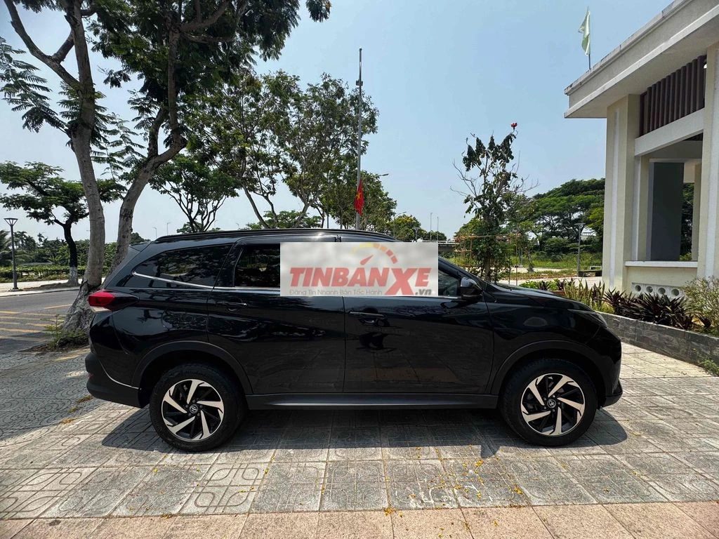 Toyota Rush 7 chỗ,tự động màu sx 2018 Indonesia