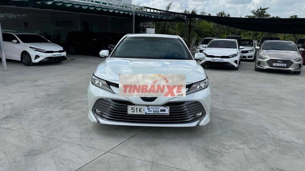 Toyota Camry 2.0G 2021 đăng ký 2022, odo 35.000km