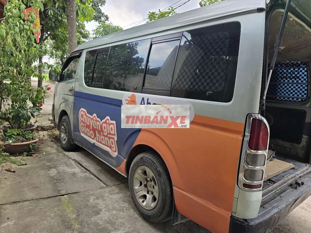 Toyota Hiace 2007 3 chỗ Bạc