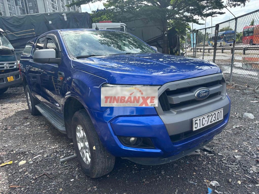 Ford Ranger 5c 900kg đời 2015 máy dầu số tự động
