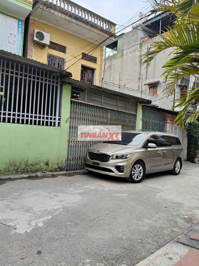 Kia Sedona 2019 Máy dầu Bản đủ cửa sổ trời