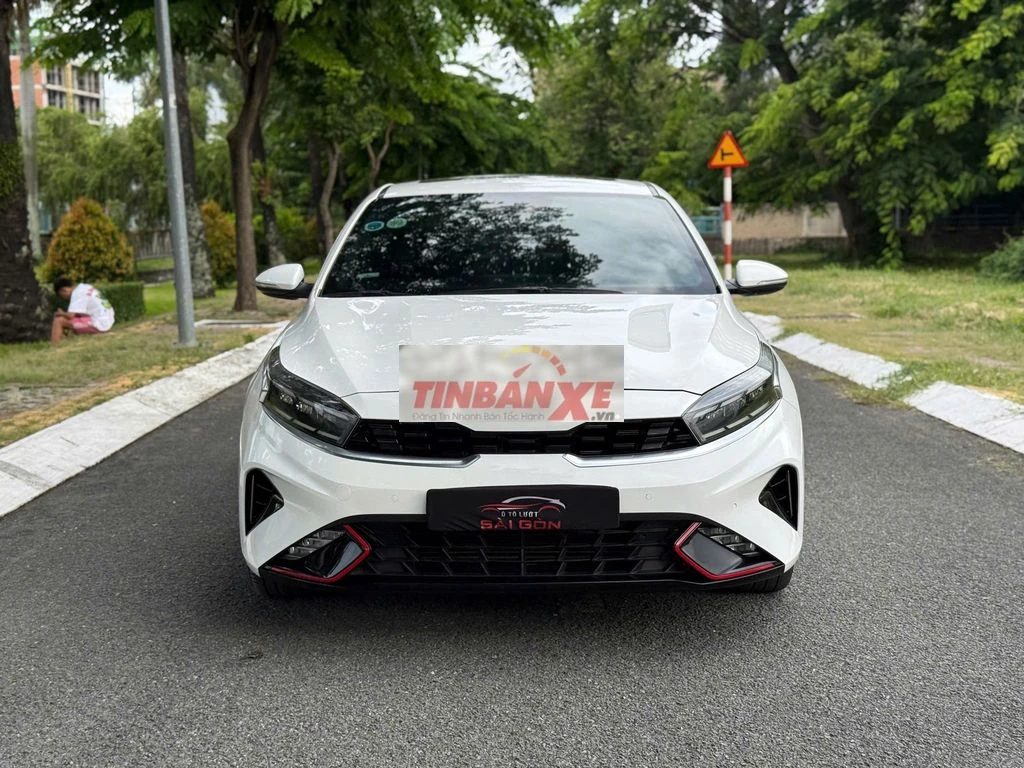 Kia K3 Premium 2022 Trắng, cao cấp