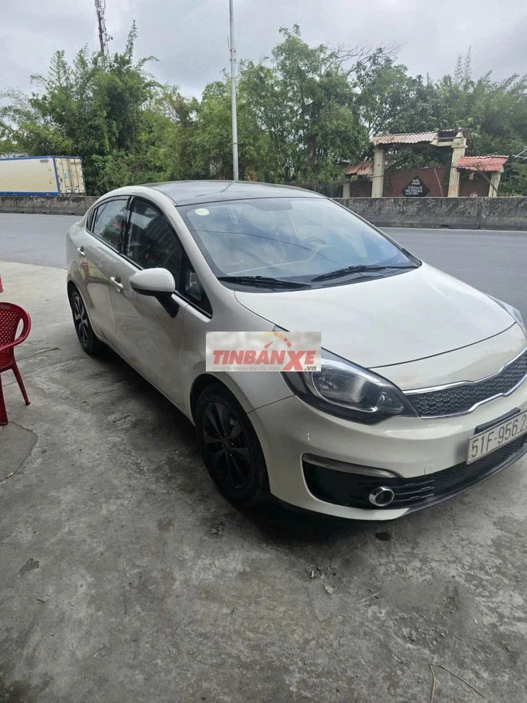Kia Rio 2016 số sàn – chỉ 195 triệu