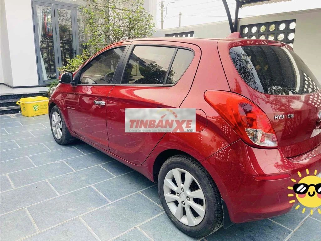 Hyundai i20 Số tự động Đỏ